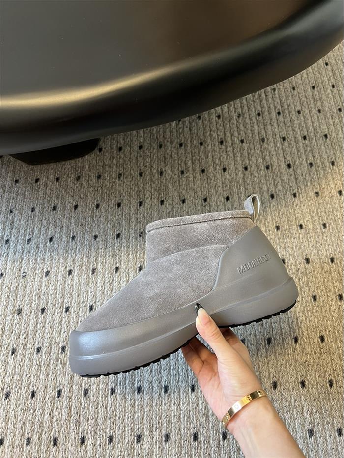 2025112816434854 300